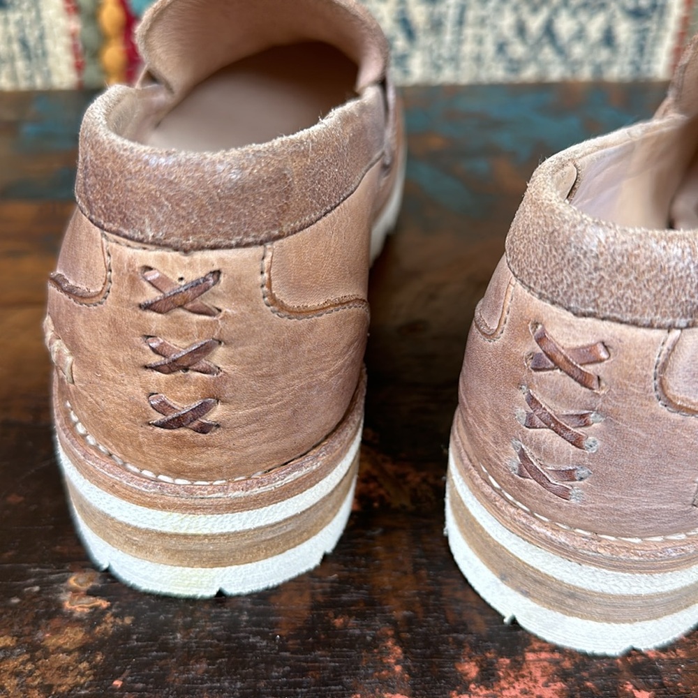Bed Stu Reina III leather loafers with lug soles. New in Box. - Picture 7 of 9